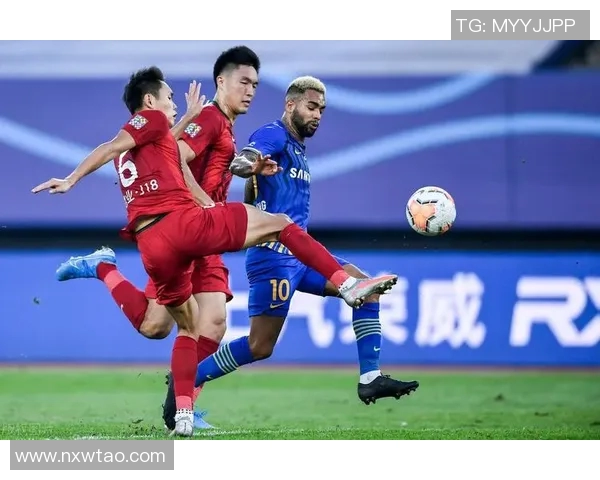 建业与广州富力对决分析两队战术特点及近期状态解析